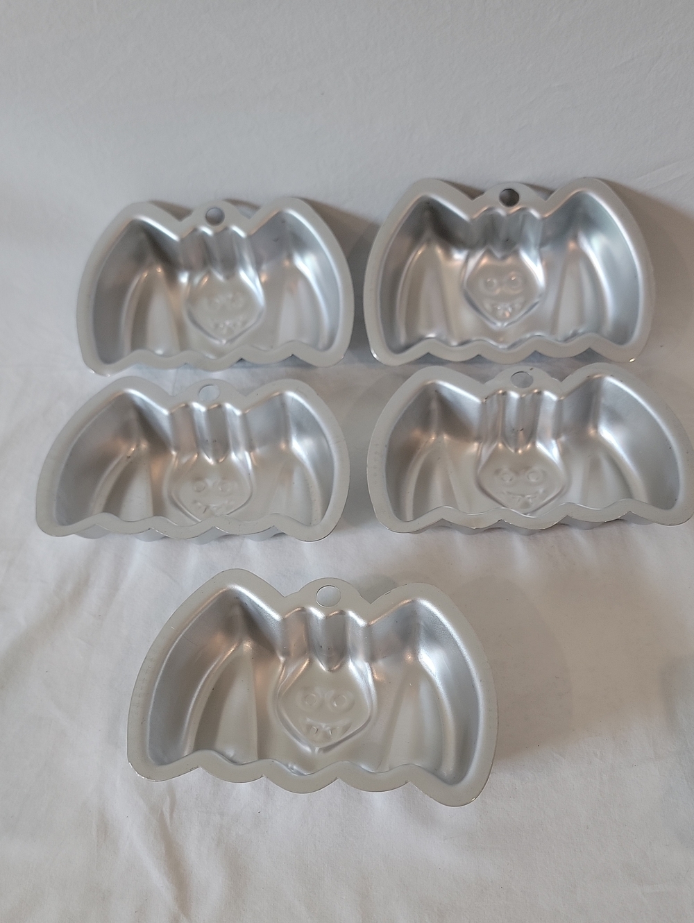 Halloween Bat Singles Bake, Cake Pans QTY of 5